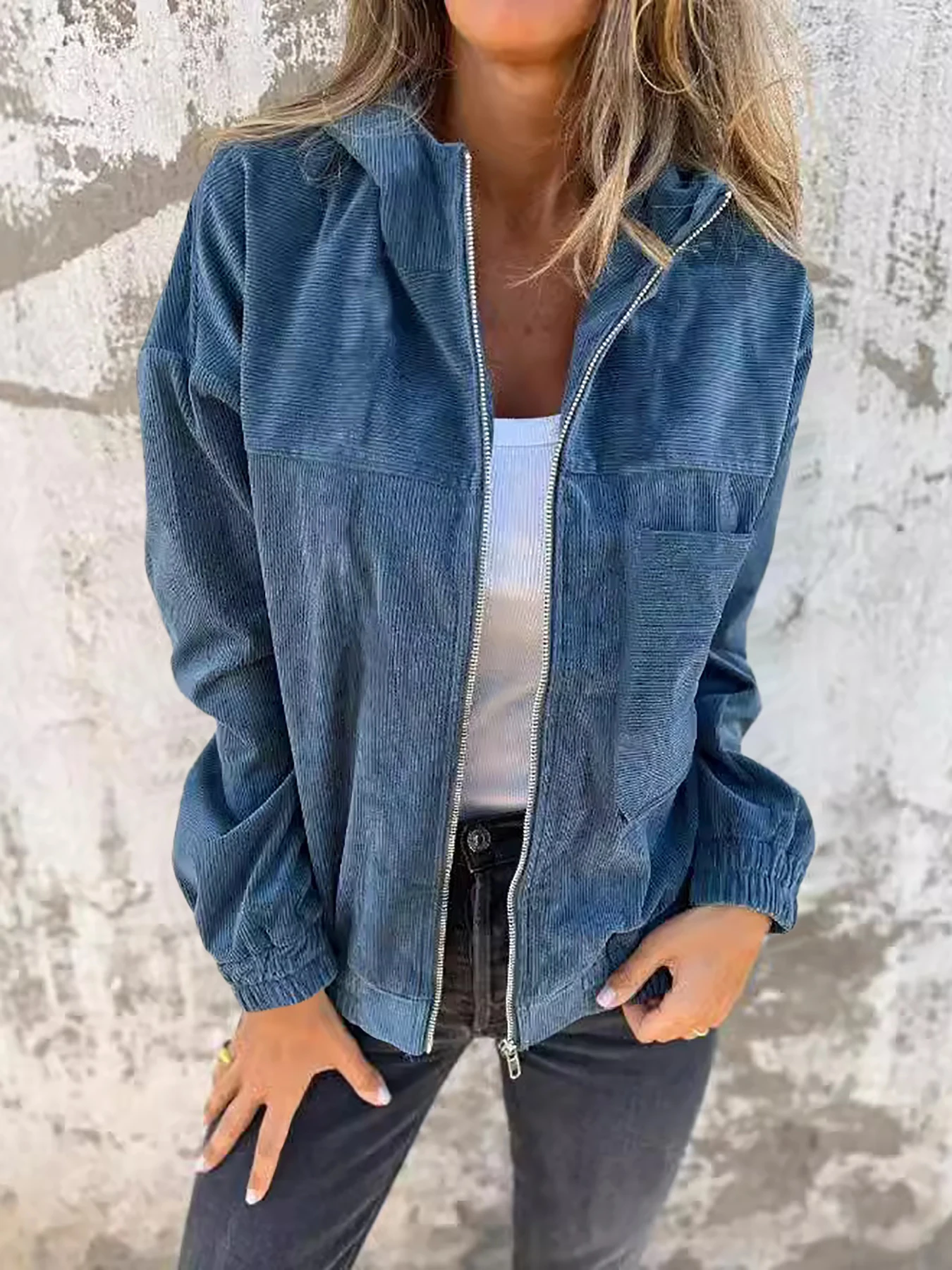 Women's Autumn Winter Corduroy Jacket, Loose-Fit Zip-Up Hooded Coat, Casual Fashion Outerwear for Ladies, Comfortable Daily Wear